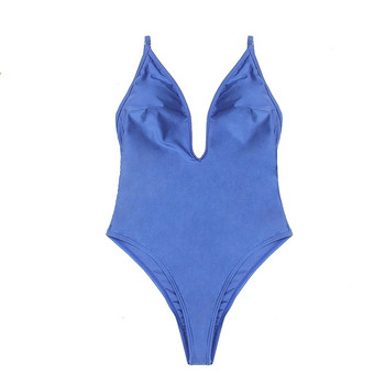 Ένα μοντέρνο full swim suit με μπλε χρώμα