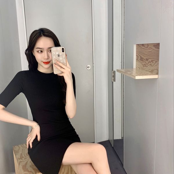 Дамска ежедневна рокля в сив и черен цвят