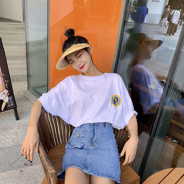 Ежедневна дамска дънкова пола с висока талия и декоративни джобове