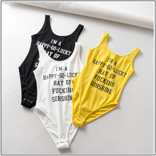 Ежедневно дамско боди с надпис в три цвята