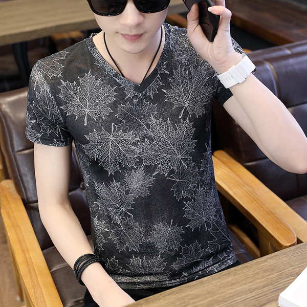 Модерна мъжка тениска с V-образно деколте в три цвята