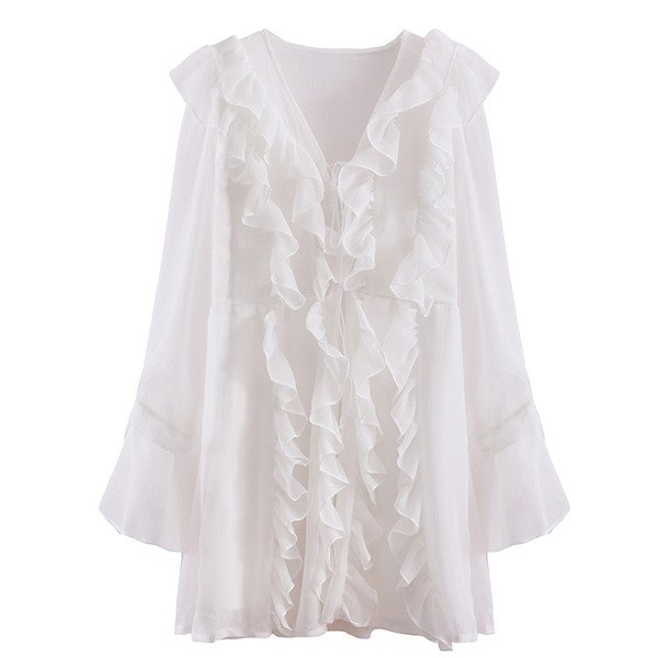 Стилна дамска рокля в бял цвят с връзки