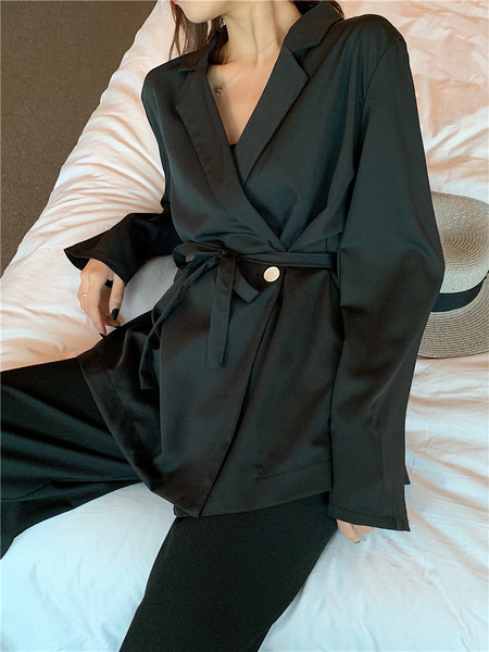 Стилна дамска риза с дълъг ръкав в черен и червен цвят 