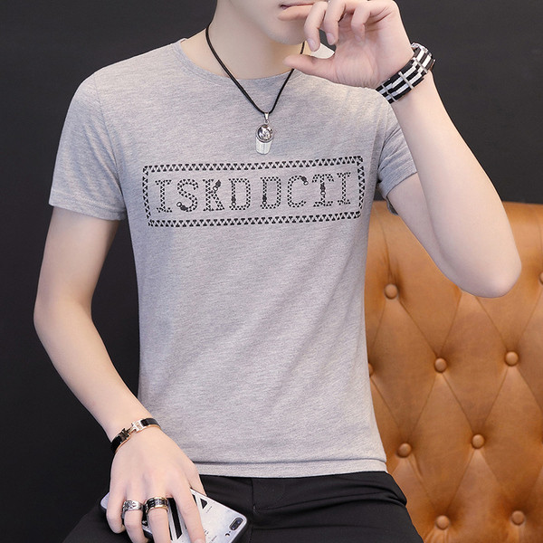 Мъжка тениска с къс ръкав и надпис в три цвята