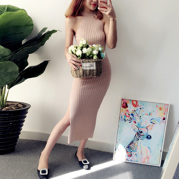 Спортно-елегантна дамска рокля в няколко цвята