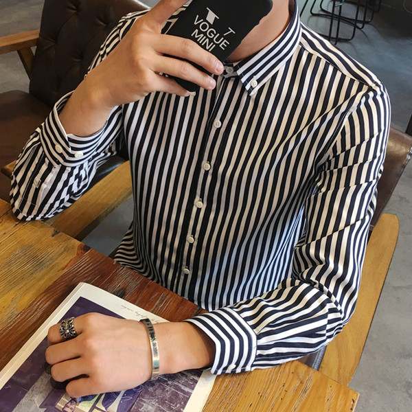 Μοντέρνο ανδρικό ριγέ πουκάμισο σε διάφορα χρώματα