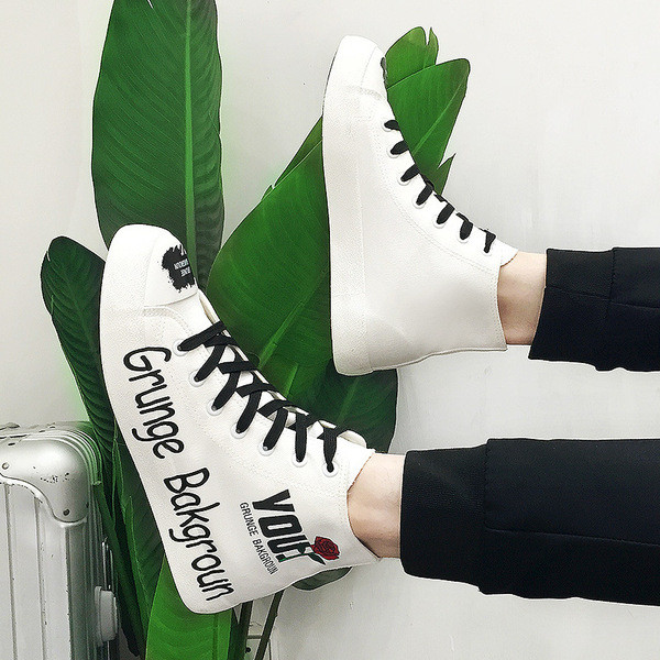 Модерни мъжки кецове с надписи в жълт, черен и бял цвят