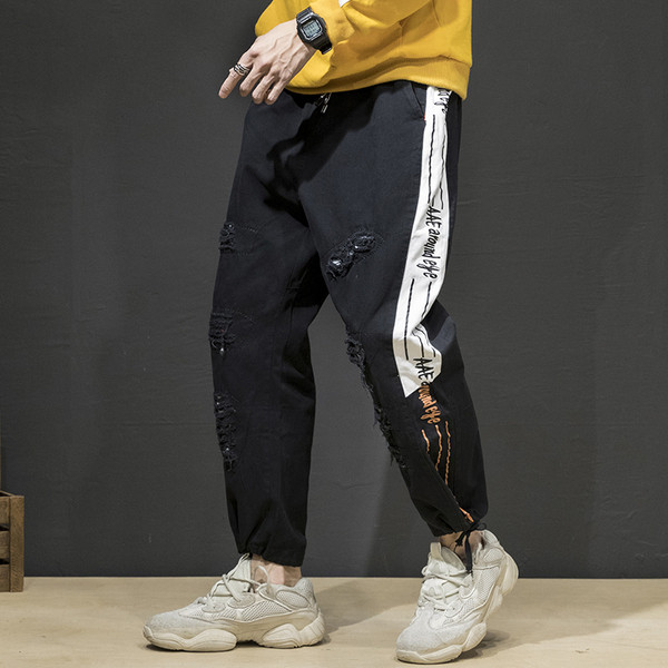 Pantaloni moderni pentru bărbați cu margini și motto-uri rupte