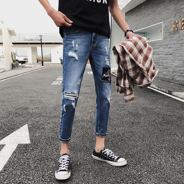 Blugi de bărbați actuali cu broderii și motive rupte