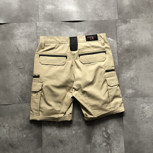 Pantaloni scurți casual pentru bărbați cu buzunare în două culori