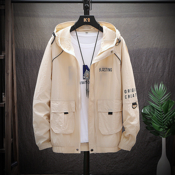 Jachetă modernă pentru bărbați cu buzunare și inscripții în patru culori