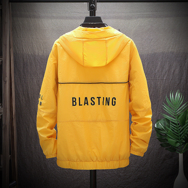 Jachetă modernă pentru bărbați cu buzunare și inscripții în patru culori