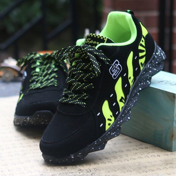 Adidași casual pentru bărbați în diferite culori