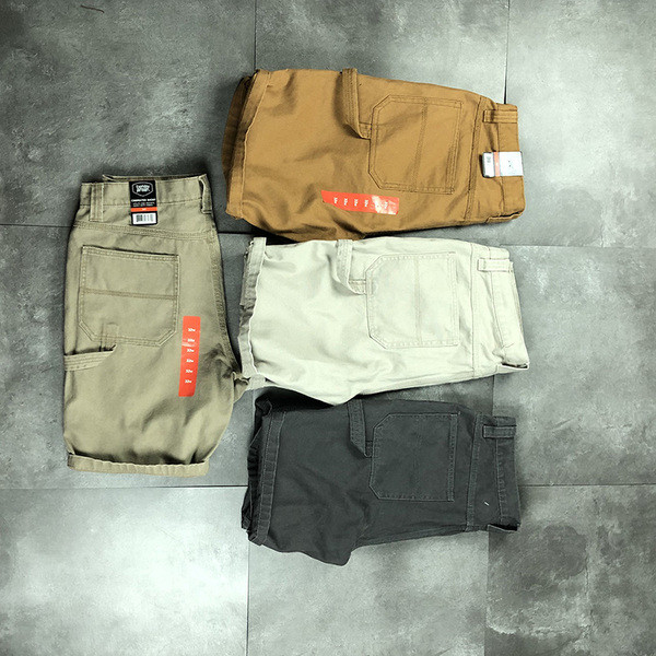 Pantaloni scurți actuali pentru bărbați în patru culori