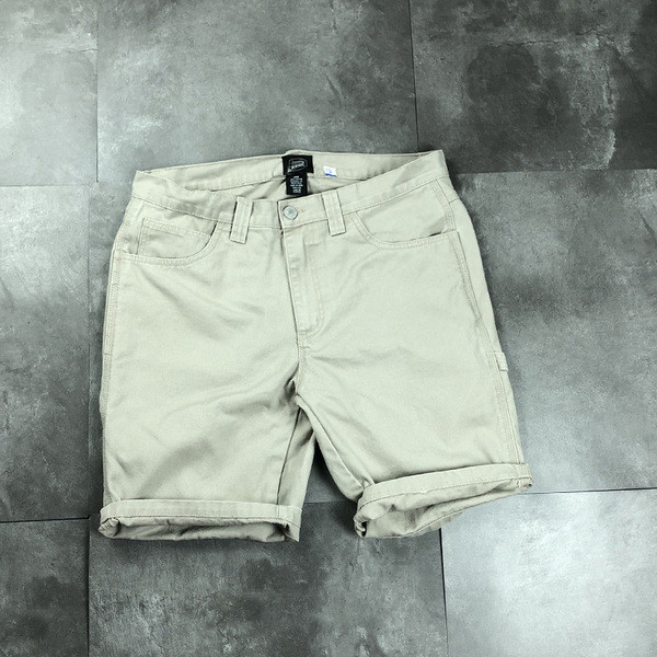 Pantaloni scurți actuali pentru bărbați în patru culori