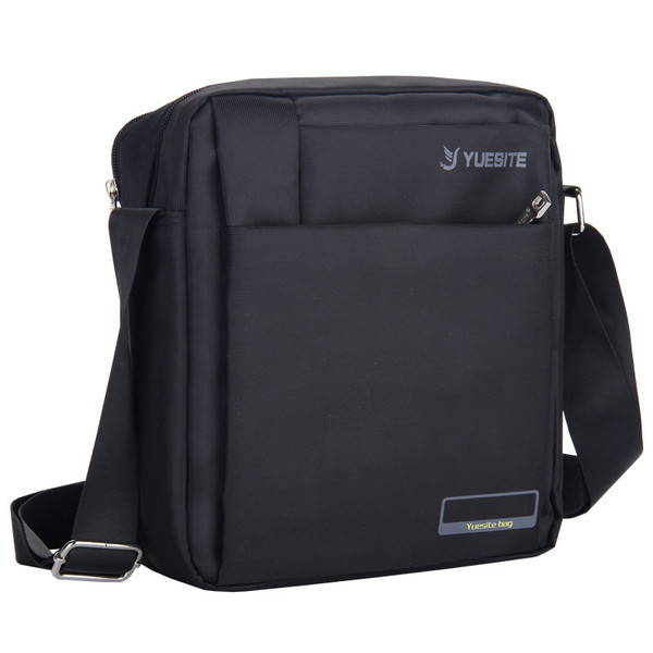 Férfi táska kicsi, nagy méretű