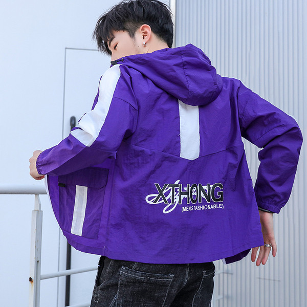 Jachetă modernă pentru bărbați, cu glugă și inscripție pe spate