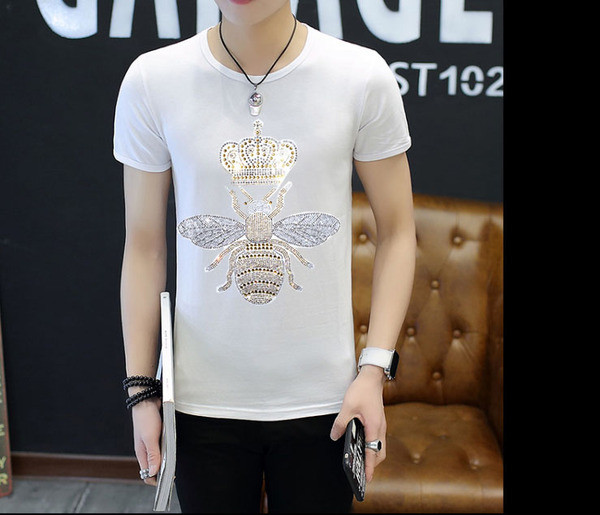 Tricou barbatesc modern cu broderie in trei culori