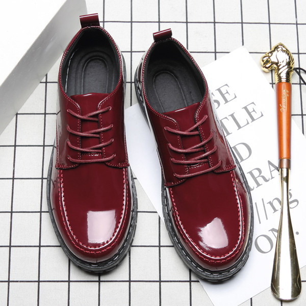 Pantofi formali pentru barbati cu piele lacuita in negru si rosu