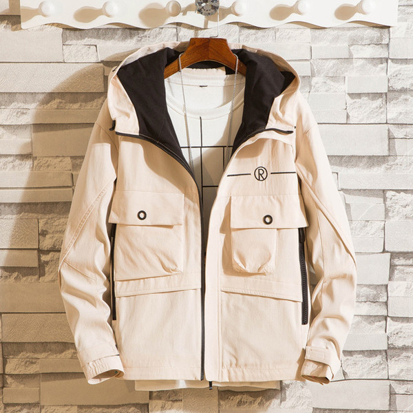 Geaca de barbati actuala cu buzunare in patru culori