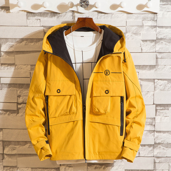 Geaca de barbati actuala cu buzunare in patru culori