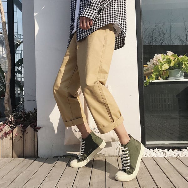 Pantaloni moderni de primavara pentru barbati in mai multe culori