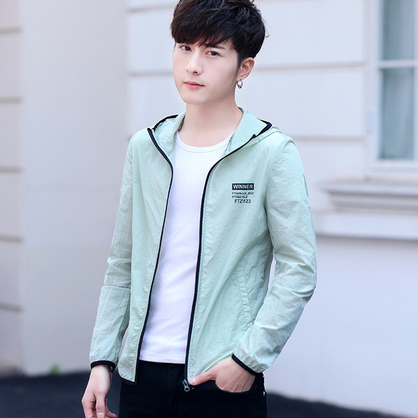 Hanorac modern pentru bărbați în patru culori cu inscripție