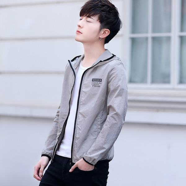 Hanorac modern pentru bărbați în patru culori cu inscripție