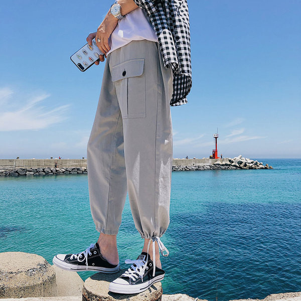 Pantaloni barbatesti la moda cu buzunar si cravate in mai multe culori