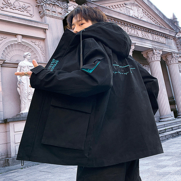 Jachetă modernă pentru bărbați cu buzunare și glugă