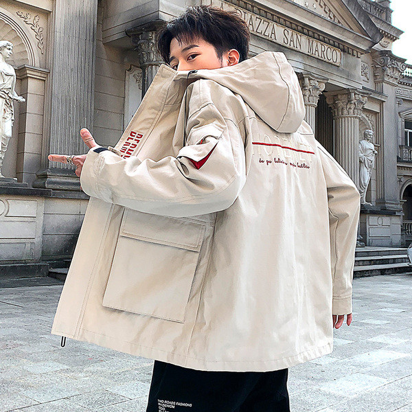 Jachetă modernă pentru bărbați cu buzunare și glugă