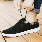 Sportos-elegáns férfi cipő fekete, kék és barna fűzővel