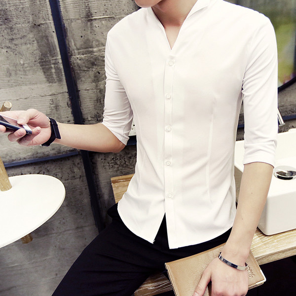 Cămașă elegantă pentru bărbați cu mâneci 3/4 în alb și negru