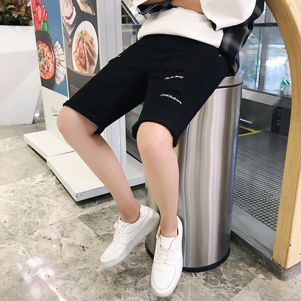 Pantaloni scurți pentru bărbați alb-negru cu broderie