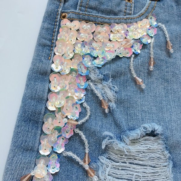 Blugi moderni de dama cu paiete si motive rupte