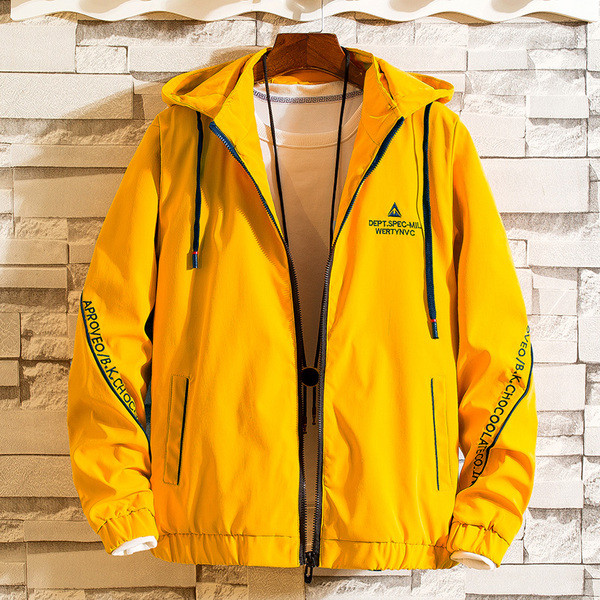 Top sport pentru bărbați în trei culori cu inscripții și cravate