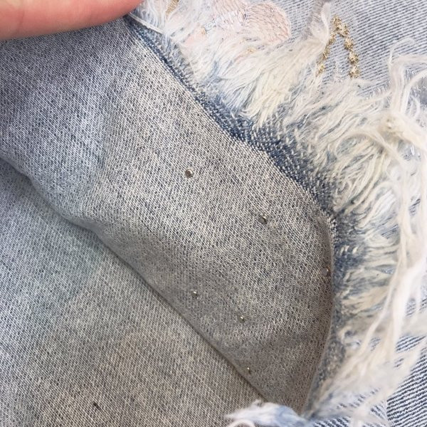 Blugi moderni de dama cu decor 3D si curea