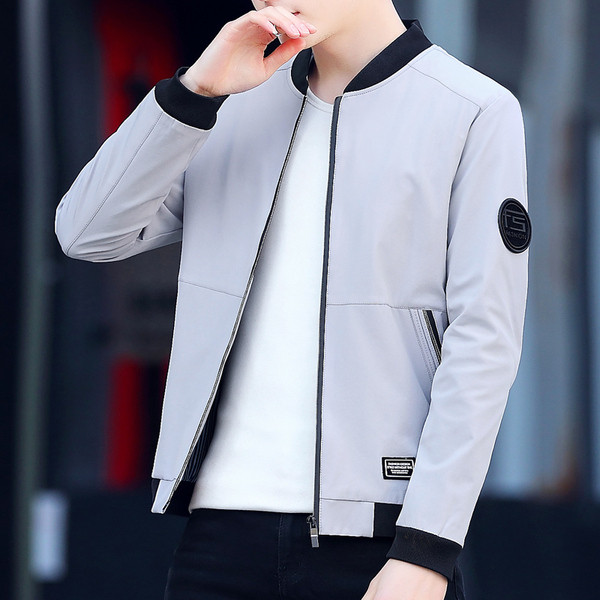 Jachetă modernă pentru bărbați în trei culori cu emblemă