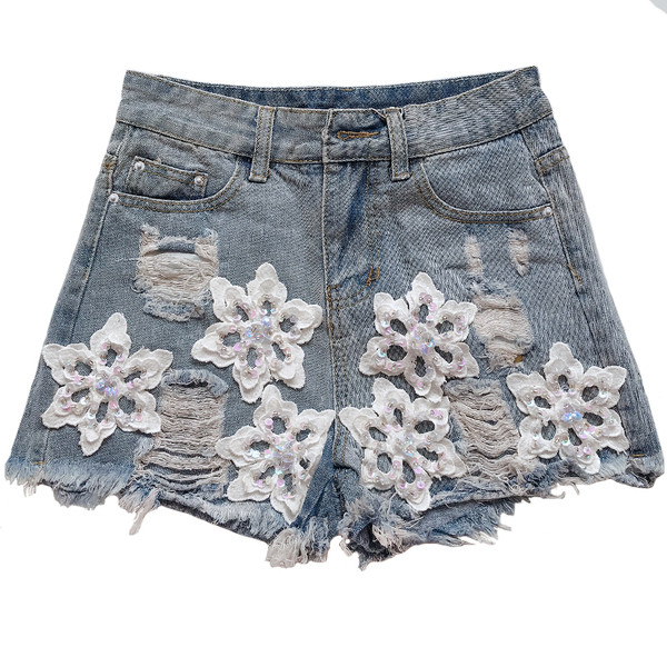 Blugi moderni scurti cu broderie si perle