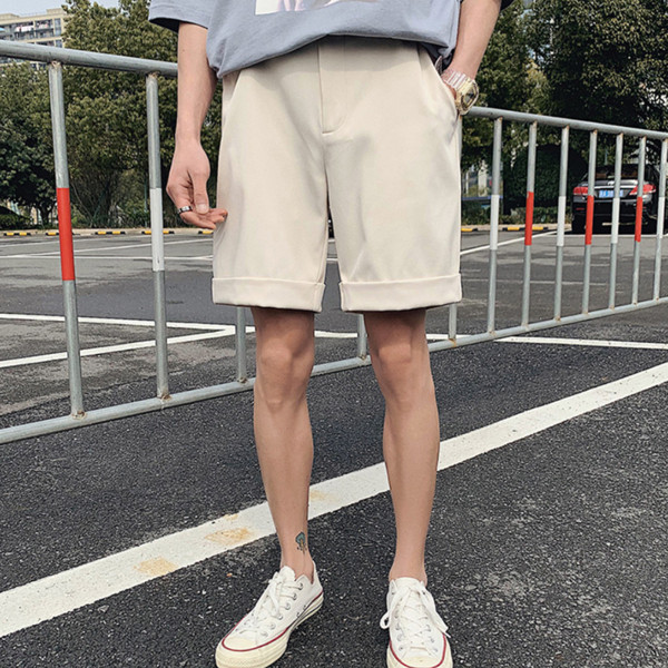 Modern férfi rövidnadrág fehér, fekete és barna színekben