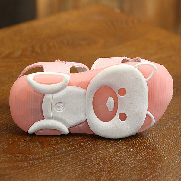 Gyerekszandál lányoknak 3D elemmel fehér és rózsaszín színben