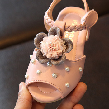 Стилни детски сандали с декорация перли в бял и розов цвят