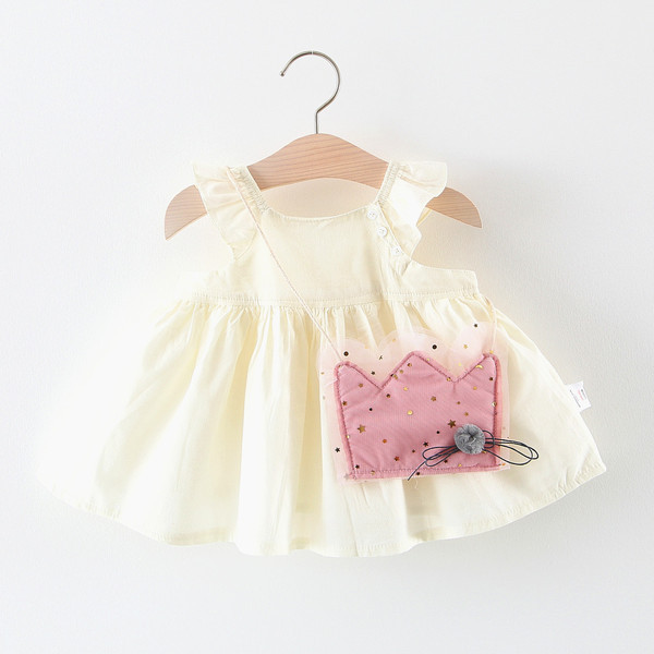 Modern gyerekruha rátéttel és flitterekkel