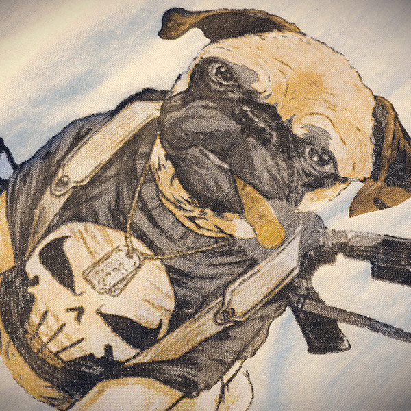 Alkalmi férfi póló fekete-fehér rátéttel