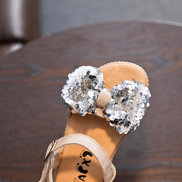 Flitter díszítésű gyerekszandál több színben