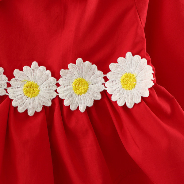 Stílusos gyerekruha három színben 3D elemmel