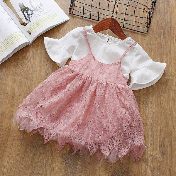 Modern gyerekruha három színben, rövid ujjal és csipkével