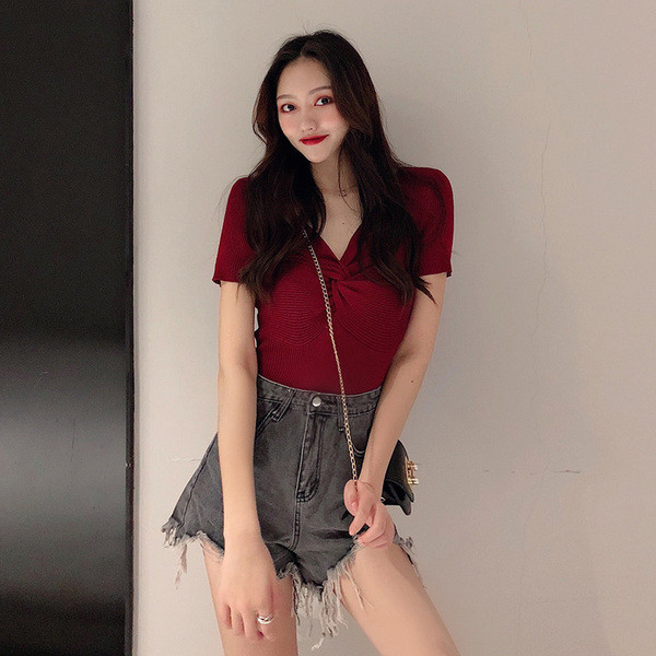 Rövid ujjú női blúz több színben