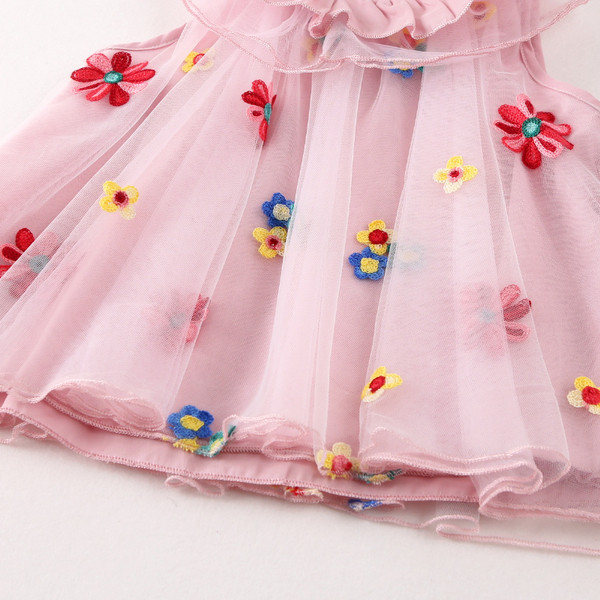 Modern gyerekruha lányoknak hímzéssel