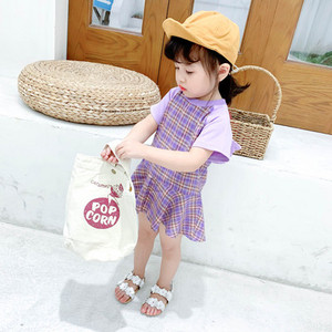 Modern gyerekruha lányoknak 3D elemmel a hátán, két modellben